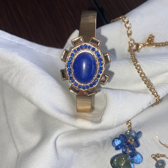 NWT Charming Charlie Blue & Gold Necklace Earrings 4 Bracelet Stack - Picture 14 of 16